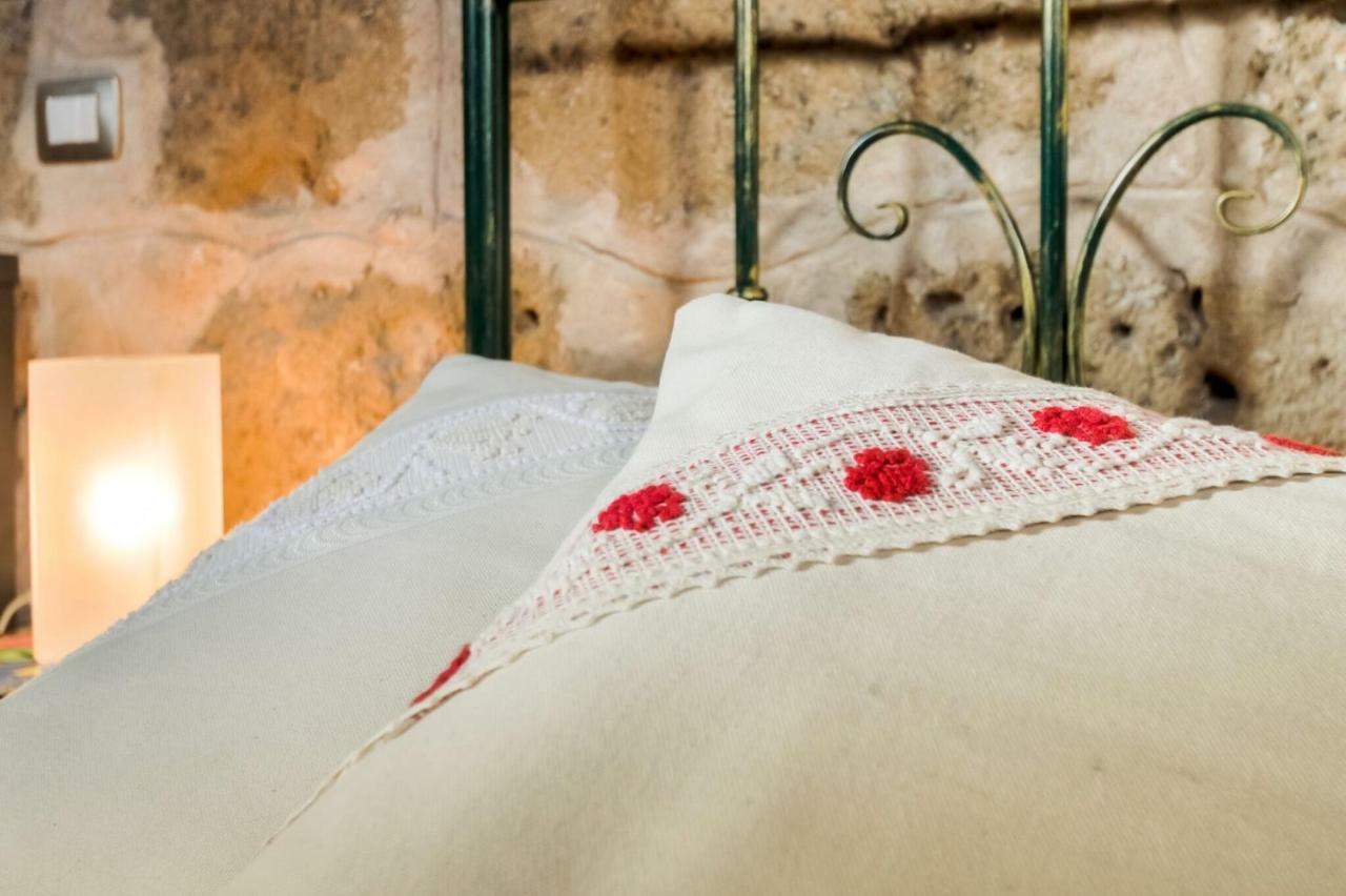 Alghero Old Town Apartment Steps To Sea And Scenic Ramparts Εξωτερικό φωτογραφία